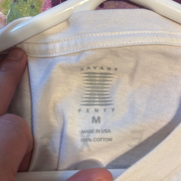 Rihanna Concert Graphic T-Shirt - White - Picture 3 of 4